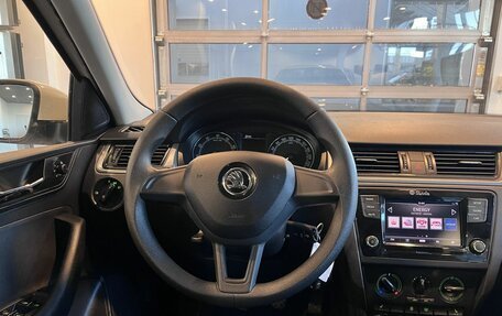 Skoda Rapid I, 2018 год, 1 190 000 рублей, 10 фотография