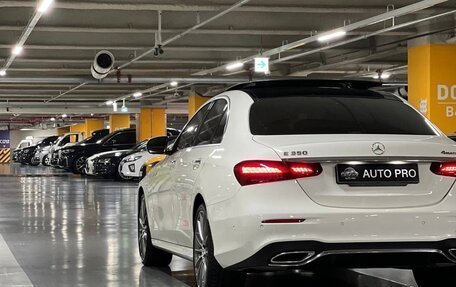 Mercedes-Benz E-Класс, 2022 год, 6 250 000 рублей, 3 фотография