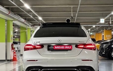 Mercedes-Benz E-Класс, 2022 год, 6 250 000 рублей, 2 фотография