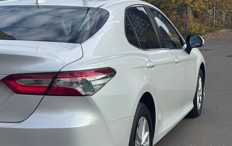 Toyota Camry, 2018 год, 2 680 000 рублей, 6 фотография