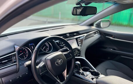 Toyota Camry, 2018 год, 2 680 000 рублей, 17 фотография
