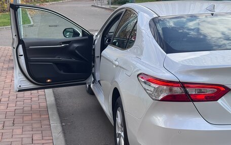 Toyota Camry, 2018 год, 2 680 000 рублей, 13 фотография
