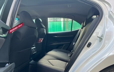 Toyota Camry, 2018 год, 2 680 000 рублей, 20 фотография