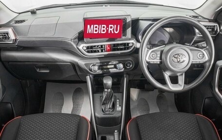 Toyota Raize I, 2020 год, 1 749 000 рублей, 10 фотография