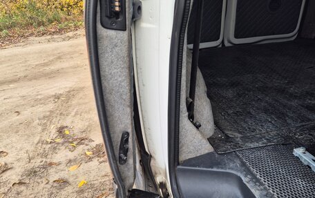 Volkswagen Transporter T6 рестайлинг, 2017 год, 2 480 000 рублей, 11 фотография