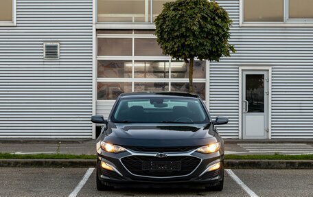 Chevrolet Malibu IX, 2020 год, 1 795 000 рублей, 2 фотография