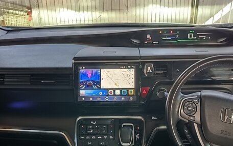 Honda Stepwgn IV рестайлинг, 2019 год, 2 550 000 рублей, 4 фотография