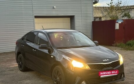 KIA Rio IV, 2021 год, 1 615 000 рублей, 6 фотография