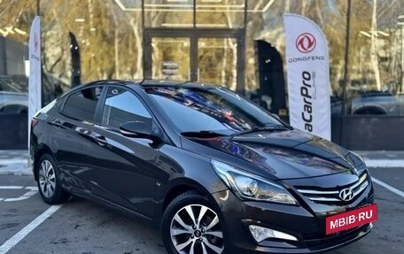Hyundai Solaris II рестайлинг, 2015 год, 1 060 000 рублей, 3 фотография