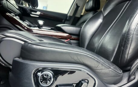 Audi A8, 2013 год, 1 470 000 рублей, 11 фотография