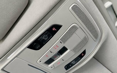 Audi A8, 2013 год, 1 470 000 рублей, 16 фотография