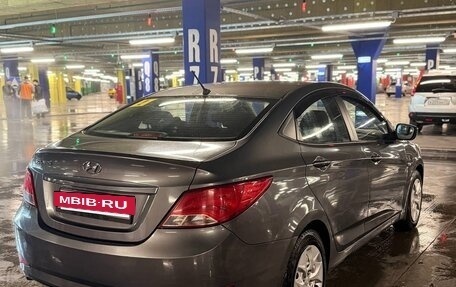 Hyundai Solaris II рестайлинг, 2015 год, 470 000 рублей, 2 фотография