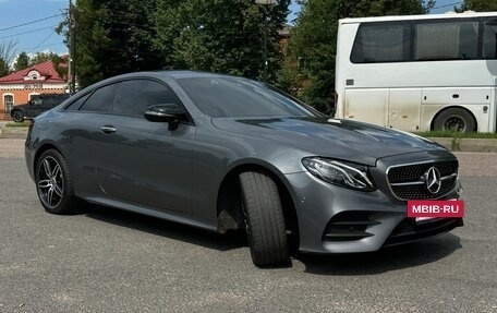 Mercedes-Benz E-Класс, 2018 год, 3 700 000 рублей, 7 фотография