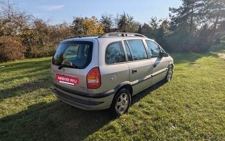 Opel Zafira A рестайлинг, 2000 год, 450 000 рублей, 3 фотография
