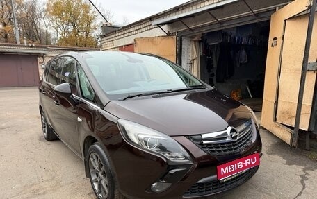 Opel Zafira C рестайлинг, 2014 год, 960 000 рублей, 1 фотография