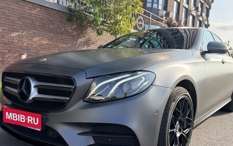 Mercedes-Benz E-Класс, 2019 год, 3 290 000 рублей, 1 фотография