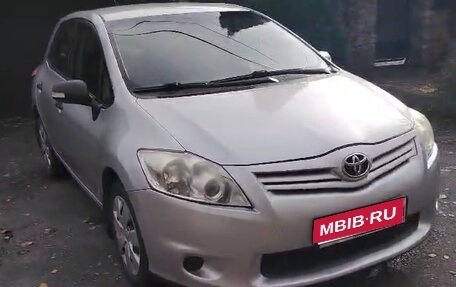 Toyota Auris II, 2012 год, 1 100 000 рублей, 1 фотография