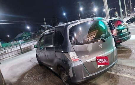Honda Freed I, 2012 год, 1 050 000 рублей, 1 фотография