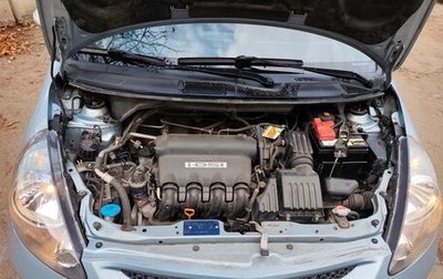 Honda Jazz I рестайлинг, 2005 год, 1 000 000 рублей, 1 фотография