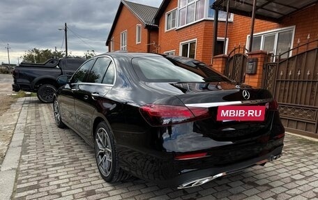 Mercedes-Benz E-Класс, 2022 год, 6 200 000 рублей, 4 фотография
