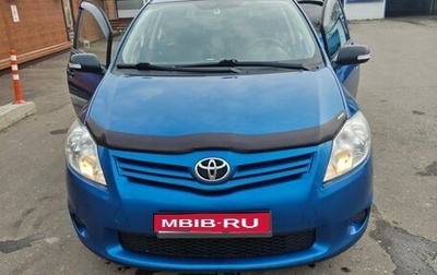 Toyota Auris II, 2011 год, 915 000 рублей, 1 фотография