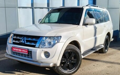 Mitsubishi Pajero IV рестайлинг 2, 2013 год, 2 050 000 рублей, 1 фотография