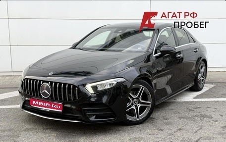 Mercedes-Benz A-Класс, 2019 год, 1 990 000 рублей, 1 фотография