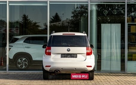 Skoda Yeti I рестайлинг, 2014 год, 1 055 000 рублей, 5 фотография