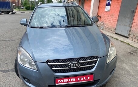KIA cee'd I рестайлинг, 2008 год, 499 999 рублей, 1 фотография