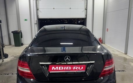 Mercedes-Benz C-Класс, 2013 год, 1 700 000 рублей, 1 фотография