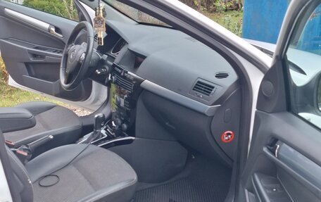 Opel Astra H, 2013 год, 850 000 рублей, 8 фотография