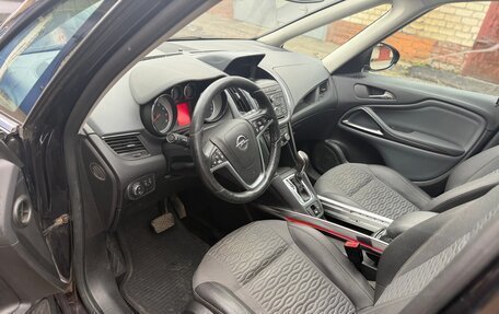 Opel Zafira C рестайлинг, 2014 год, 960 000 рублей, 8 фотография