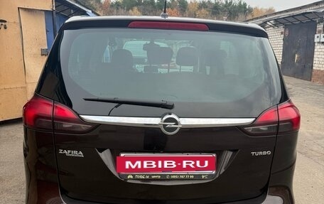 Opel Zafira C рестайлинг, 2014 год, 960 000 рублей, 4 фотография