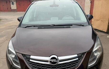Opel Zafira C рестайлинг, 2014 год, 960 000 рублей, 13 фотография