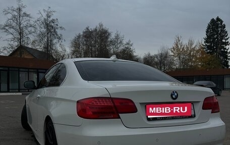 BMW 3 серия, 2012 год, 1 300 000 рублей, 4 фотография