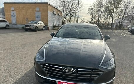 Hyundai Sonata VIII, 2021 год, 1 990 000 рублей, 1 фотография