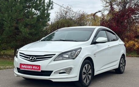 Hyundai Solaris II рестайлинг, 2014 год, 890 000 рублей, 1 фотография