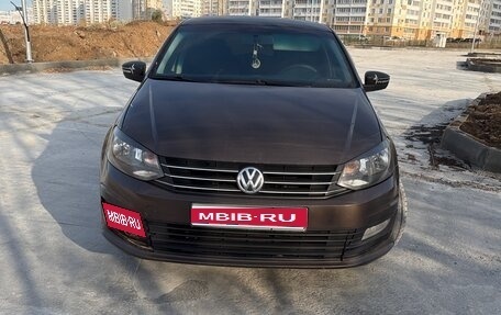 Volkswagen Polo VI (EU Market), 2015 год, 880 000 рублей, 1 фотография