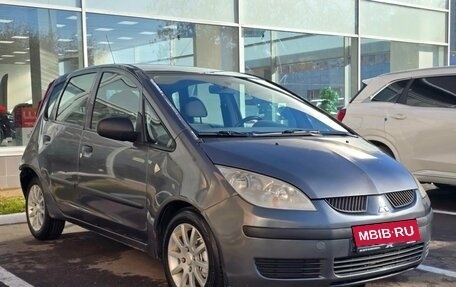 Mitsubishi Colt VI рестайлинг, 2005 год, 200 000 рублей, 1 фотография