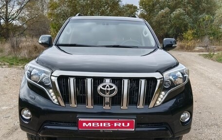 Toyota Land Cruiser Prado 150 рестайлинг, 2016 год, 4 700 000 рублей, 1 фотография