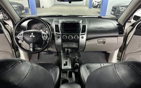 Mitsubishi Pajero Sport II рестайлинг, 2012 год, 1 595 000 рублей, 14 фотография