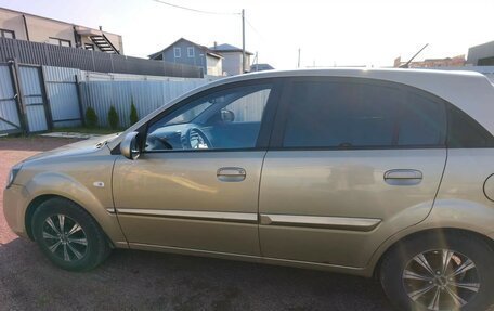 KIA Rio II, 2010 год, 390 000 рублей, 1 фотография