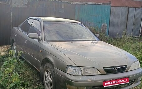 Toyota Vista, 1995 год, 350 000 рублей, 1 фотография