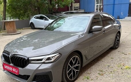 BMW 5 серия, 2022 год, 5 430 000 рублей, 1 фотография