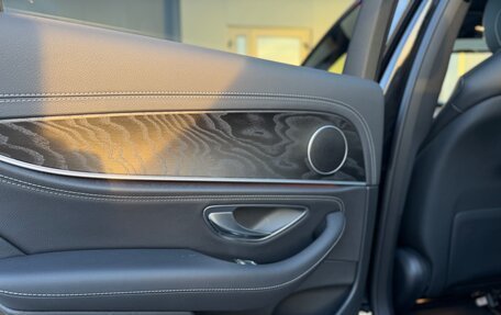 Mercedes-Benz E-Класс, 2021 год, 5 100 000 рублей, 27 фотография