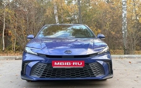 Toyota Camry, 2024 год, 6 500 000 рублей, 2 фотография