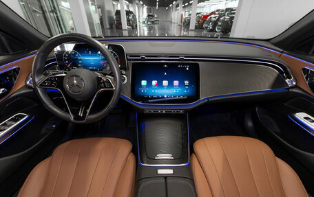 Mercedes-Benz E-Класс, 2024 год, 5 800 000 рублей, 8 фотография