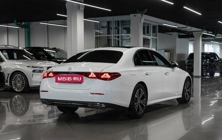 Mercedes-Benz E-Класс, 2024 год, 5 800 000 рублей, 5 фотография