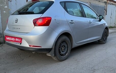 SEAT Ibiza IV рестайлинг, 2012 год, 860 000 рублей, 4 фотография