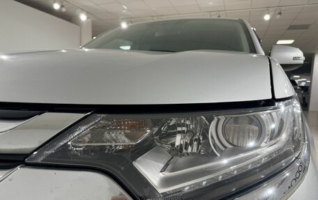 Mitsubishi Outlander III рестайлинг 3, 2015 год, 1 549 000 рублей, 9 фотография